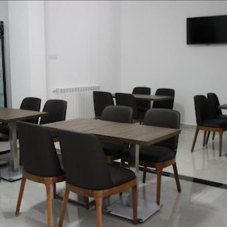 Hotel Borsa Saint-Arnaud المظهر الخارجي الصورة